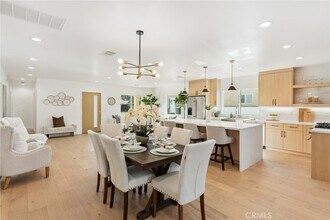 3945 S Norton Ave in Los Angeles, CA - Building Photo - Building Photo