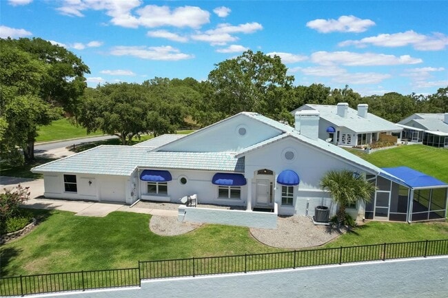 6036 Topsail Rd in Lady Lake, FL - Building Photo - Building Photo