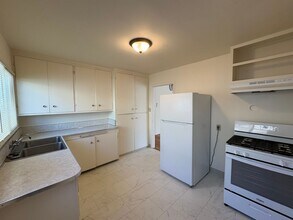 2441 Garland St in Eureka, CA - Building Photo - Building Photo