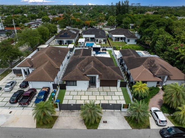 1550 SW 89th Ct in Miami, FL - Building Photo - Building Photo