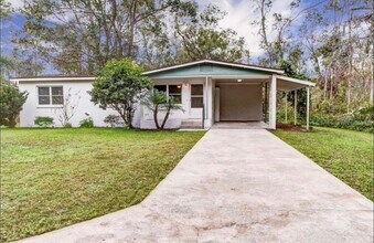 1301 Wynnewood Dr in Sanford, FL - Building Photo - Building Photo