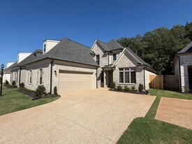 592 Holden Dr in Cordova, TN - Building Photo