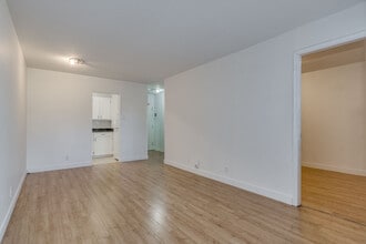 Marine Terrace in Vancouver, BC - Building Photo - Building Photo