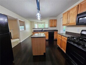 4849 Lilly Stem Dr in Auburn, GA - Building Photo - Building Photo