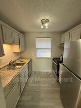 3865 NE 152nd Ave in Portland, OR - Building Photo - Building Photo