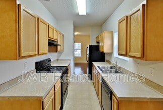 8449 India Ave in Jacksonville, FL - Building Photo - Building Photo