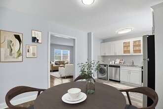 Eagle Rock Apartments at Huntington Station in Huntington Station, NY - Foto de edificio - Building Photo