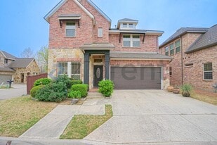 Unit in Richardson, TX - Building Photo