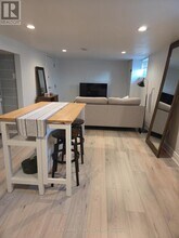 131 Central Park Blvd N in Oshawa, ON - Building Photo - Building Photo