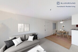 1600 Villa St in Mountain View, CA - Building Photo - Building Photo