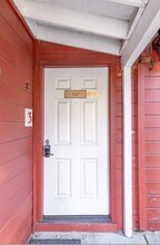 40409 Big Bear Blvd in Big Bear Lake, CA - Building Photo - Building Photo