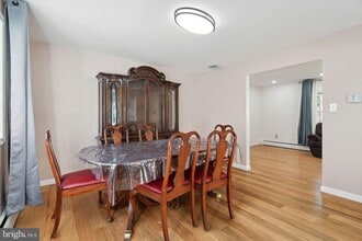 426 E Hinckley Ave in Ridley Park, PA - Building Photo - Building Photo