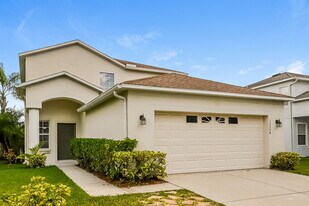 12504 Evington Point Dr in Riverview, FL - Building Photo