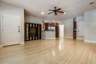 3125 Waits Ave in Fort Worth, TX - Building Photo - Building Photo