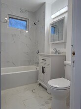 161 Beacon St, Unit 2 in Somerville, MA - Building Photo - Building Photo