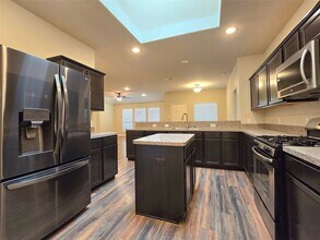 12525 Canyon Hill Drive in Willis, TX - Building Photo - Building Photo