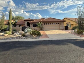 2384 E Bonita Canyon Dr in Green Valley, AZ - Building Photo - Building Photo