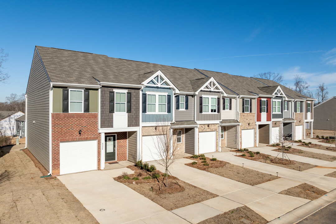 Mintworth Commons Rental Homes in Matthews, NC - Foto de edificio