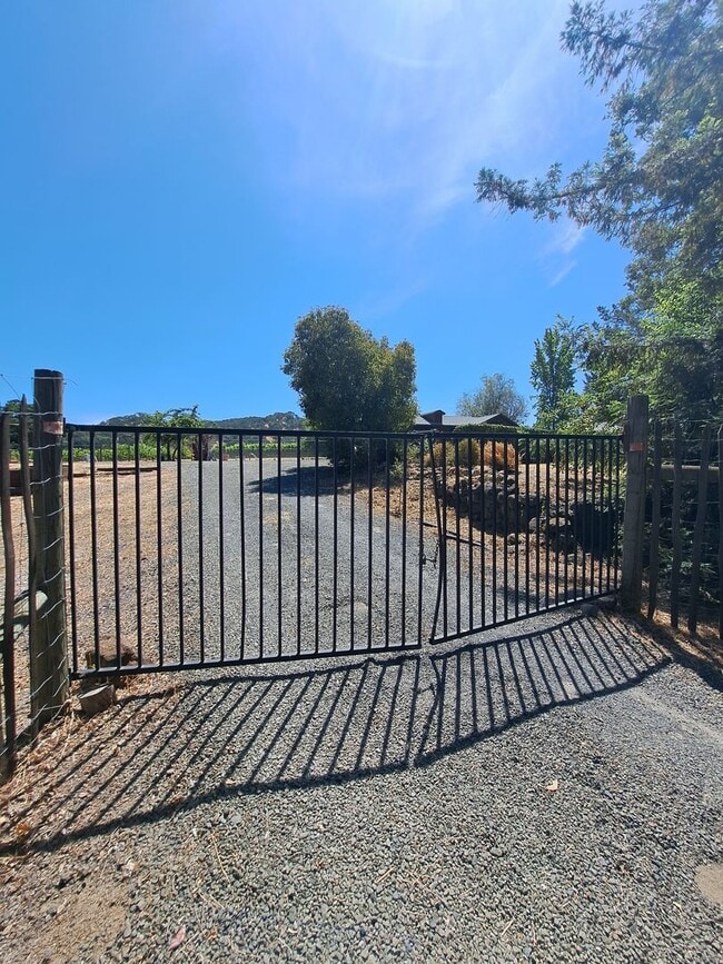 property at 1705 Wooden Valley Rd