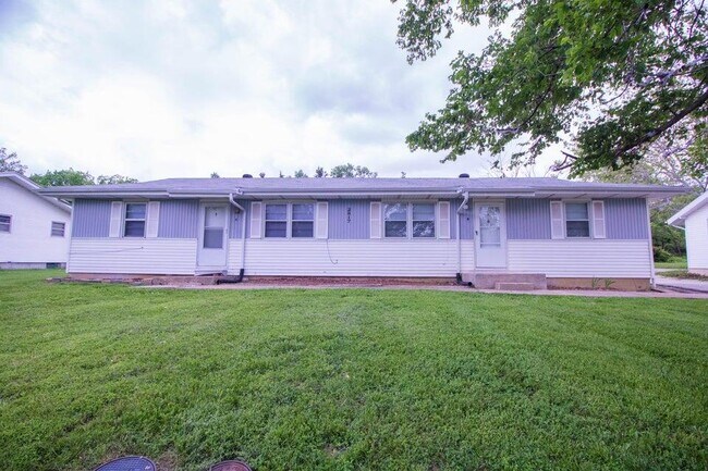 2817 N Willowbrook Rd in Columbia, MO - Building Photo - Building Photo
