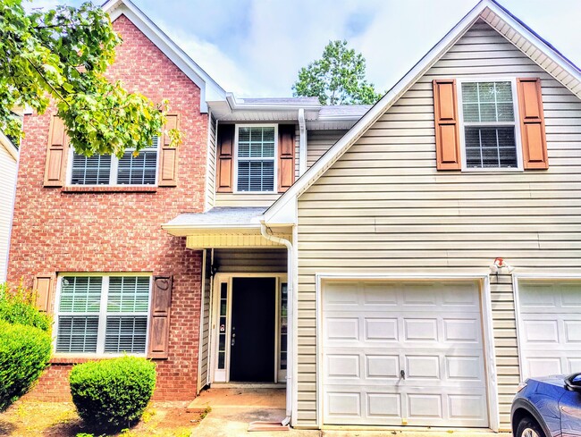 property at 4750 Ferncrest Pl