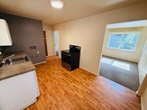 2505 Kubel Ave in South Lake Tahoe, CA - Building Photo - Building Photo