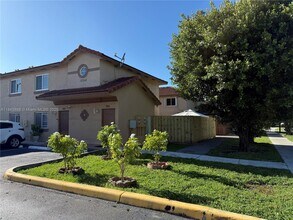 17354 NW 74th Ave in Hialeah, FL - Building Photo - Building Photo