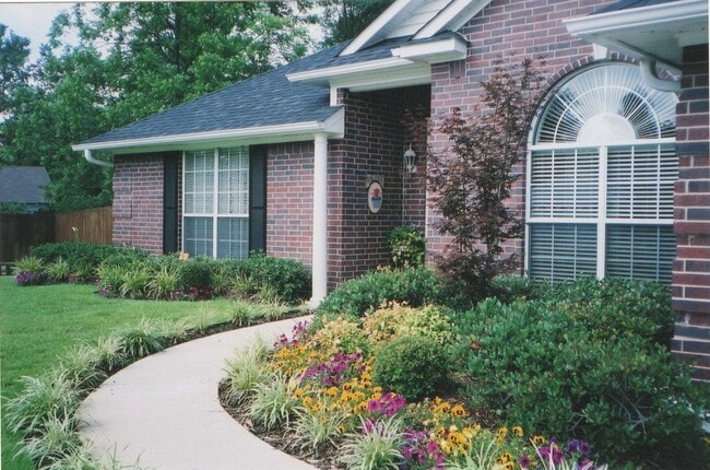 2405 Tyler Ln in Texarkana, AR - Building Photo - Building Photo