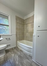 9121 Washington St NE in Blaine, MN - Building Photo - Building Photo