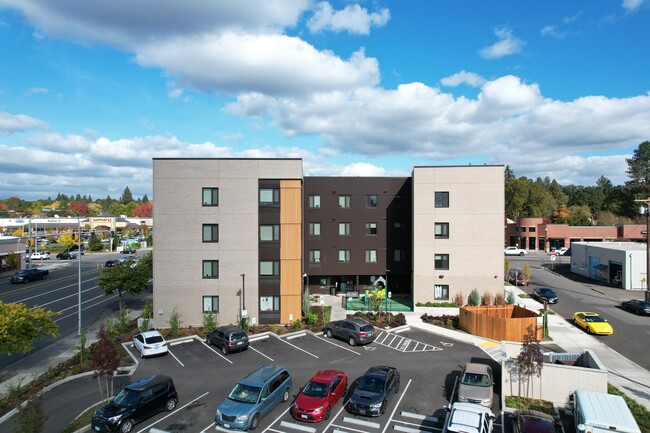 Cedar Grove Apartments in Portland, OR - Building Photo - Building Photo