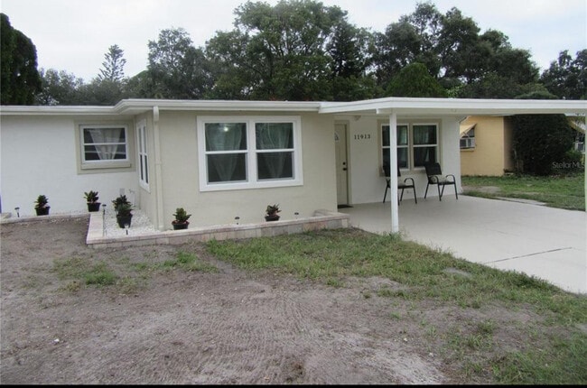 11913 104th St in Largo, FL - Building Photo - Building Photo