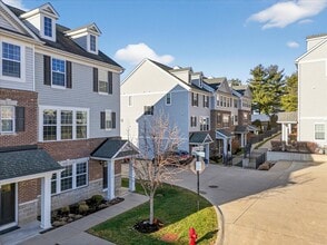 8014 Townes Wy in St. Louis, MO - Building Photo - Building Photo