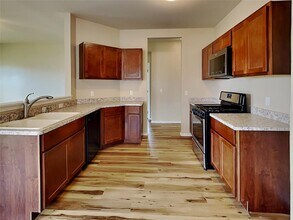 1705 Cambridge Row in The Village, OK - Building Photo - Building Photo
