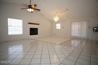 4924 Winthrop Dr in El Paso, TX - Building Photo - Building Photo