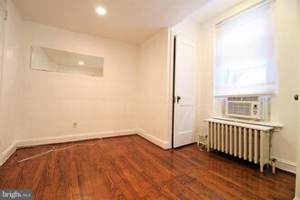 30 S 22nd St in Philadelphia, PA - Building Photo - Building Photo