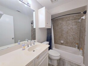 11511 S Main St in Houston, TX - Building Photo - Building Photo