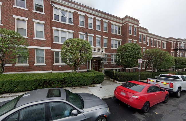 28 Ransom Rd, Unit 5