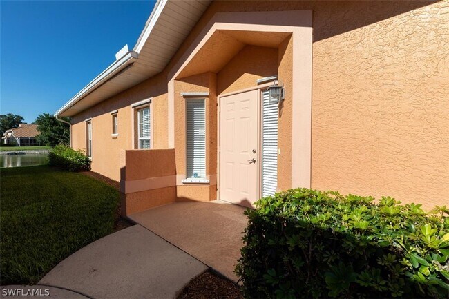 property at 7030 Lone Oak Blvd