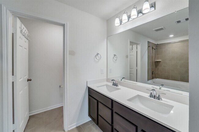 property at 2844 Grand Anse Dr