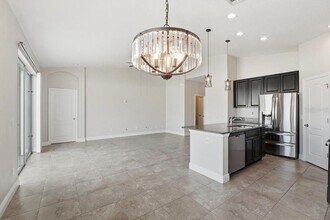 11007 Inside Loop in Orlando, FL - Building Photo - Building Photo