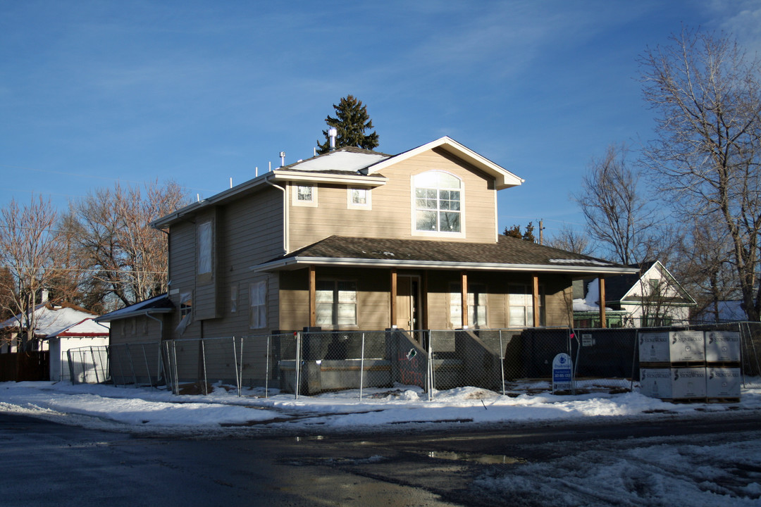 4492 Yates St in Denver, CO - Building Photo