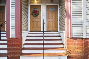 21 Aldrich St, Unit 1 in Somerville, MA - Building Photo