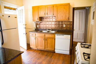 2108 Talmage Ave SE in Minneapolis, MN - Building Photo - Building Photo