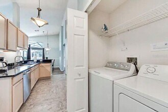 768 Majesty Dr in Davenport, FL - Building Photo - Building Photo