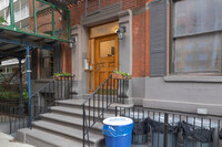 214 E 88th St in New York, NY - Building Photo - Building Photo