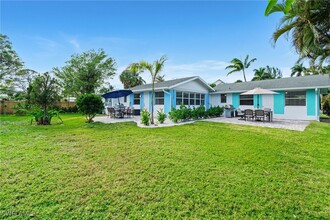 2134 Palm St in Naples, FL - Building Photo - Building Photo