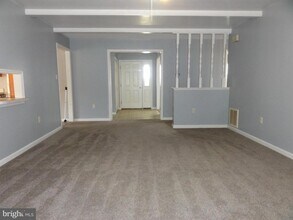 13230 White Rock Rd in Purcellville, VA - Building Photo - Building Photo