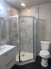 420 Glenwood Terrace in Hurst, TX - Building Photo - Building Photo