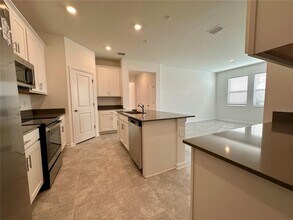 166 Aces High Ln in Davenport, FL - Building Photo - Building Photo