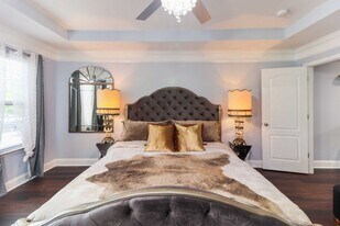 1547 Paxton Dr SW in Lilburn, GA - Building Photo